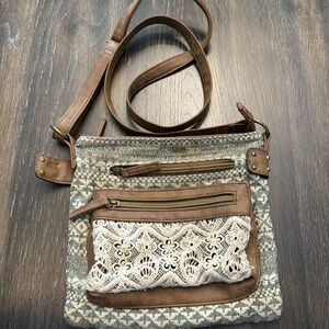 BOHEMIAN SATCHEL